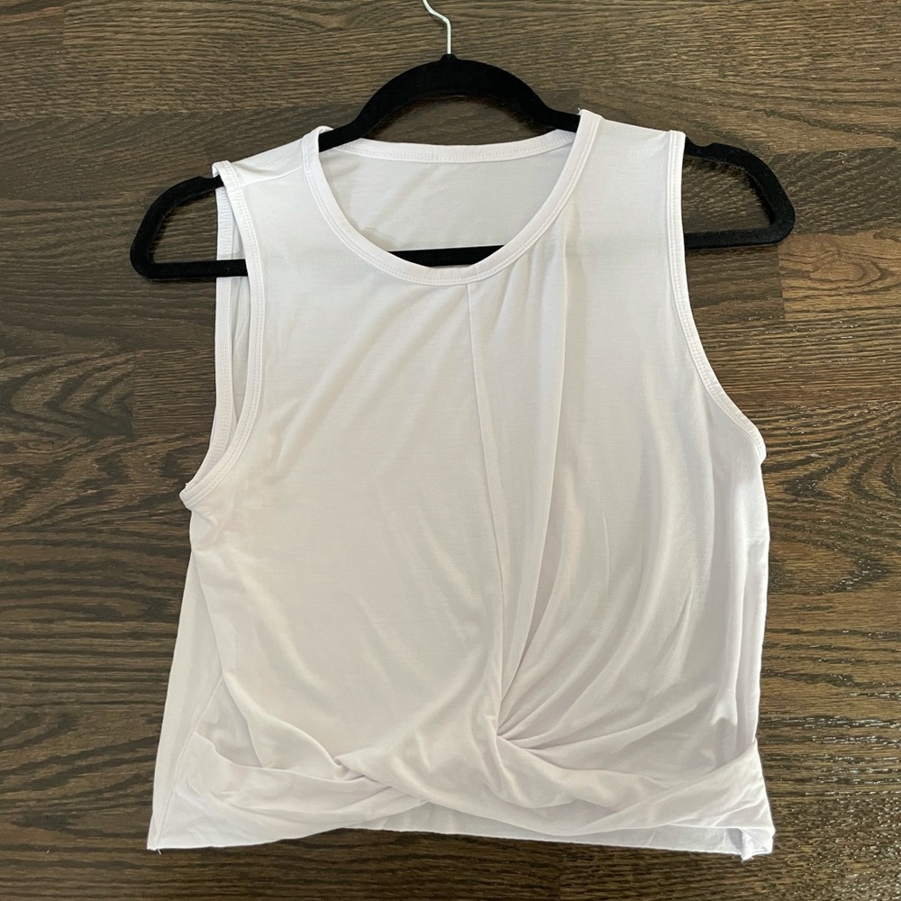 Alo Yoga crop workout shirt